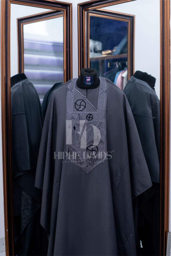 London Exhibition Agbada - Image 2