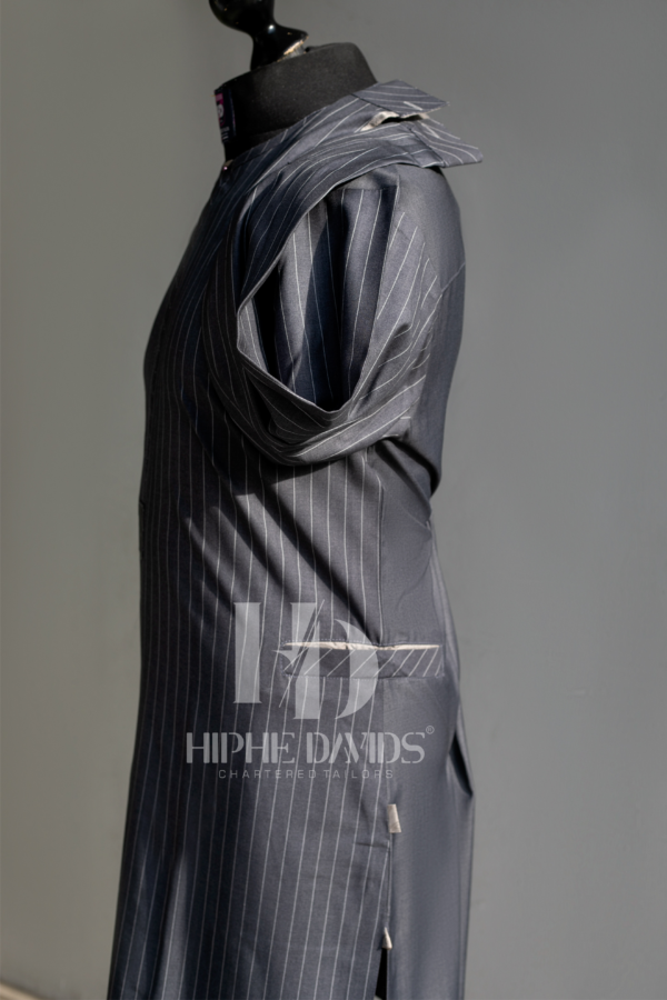 London Exhibition Kaftan - Image 2